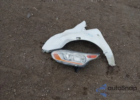 2016 Ford Transit Connect Xl z USA, uszkodzony, nr VIN NM0LS7E7XG1238641